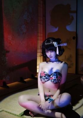 四大美女警花共侍一夫_720高清视频播放